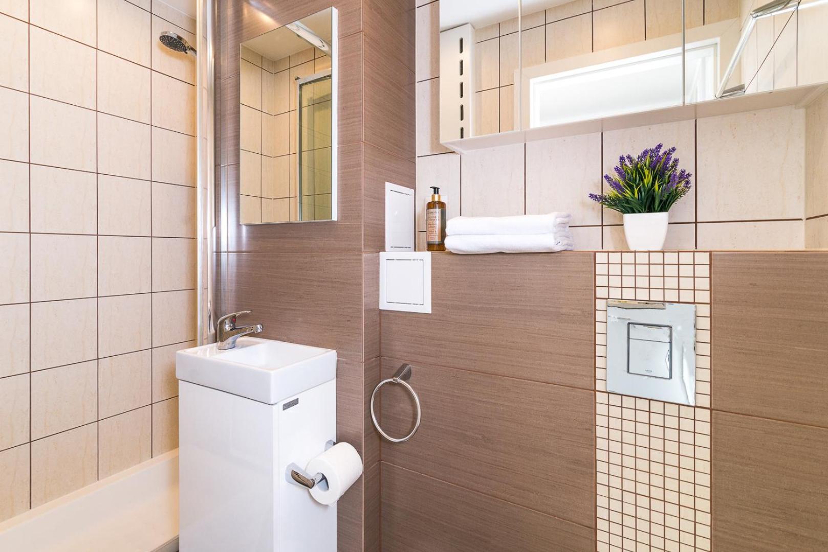 Bagno 7 - Modern Apartment By Noclegi Renters Warsawa Bagian luar foto